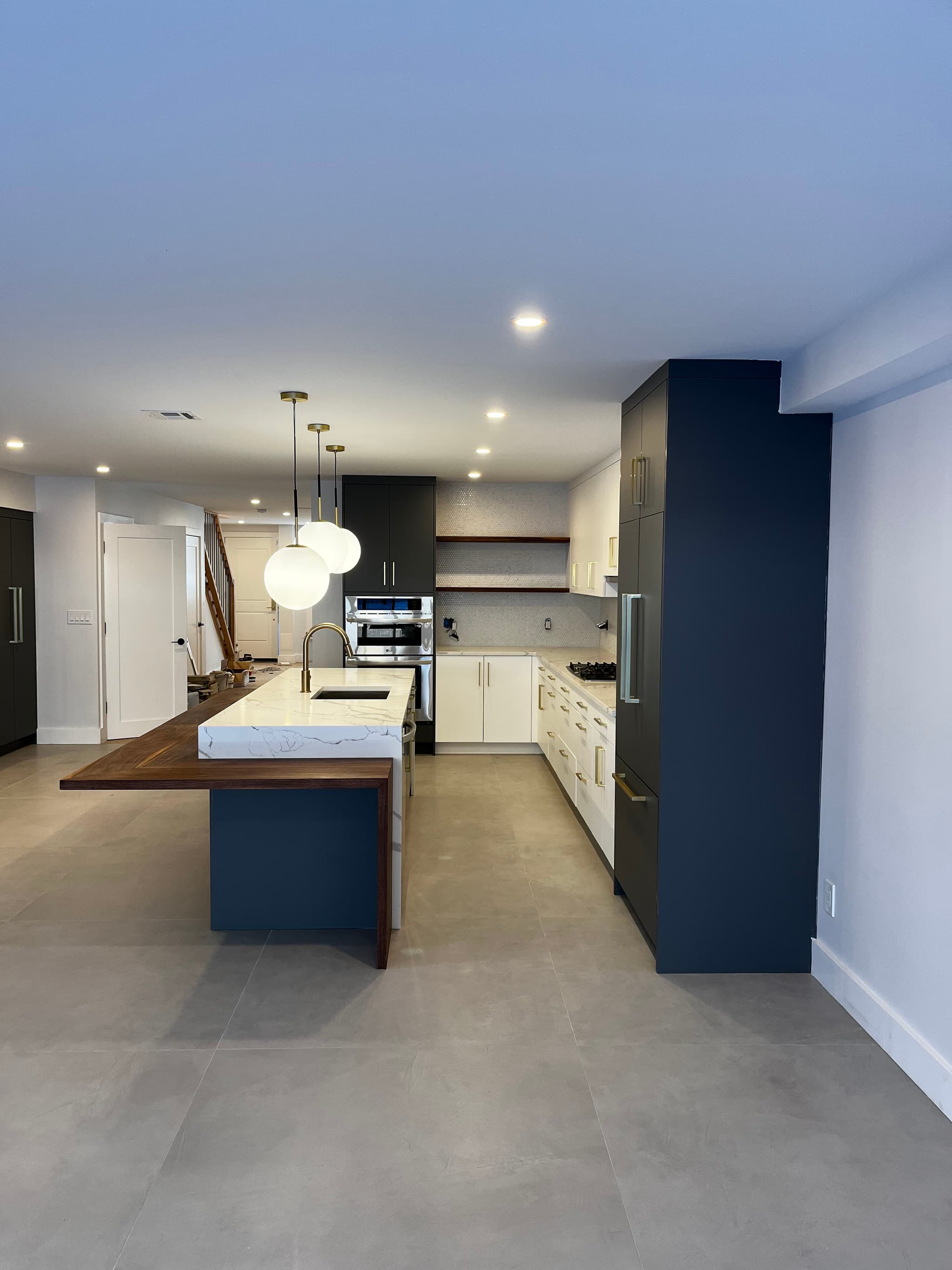 Luxor kitchen with Cuisine Idéale cabinetry